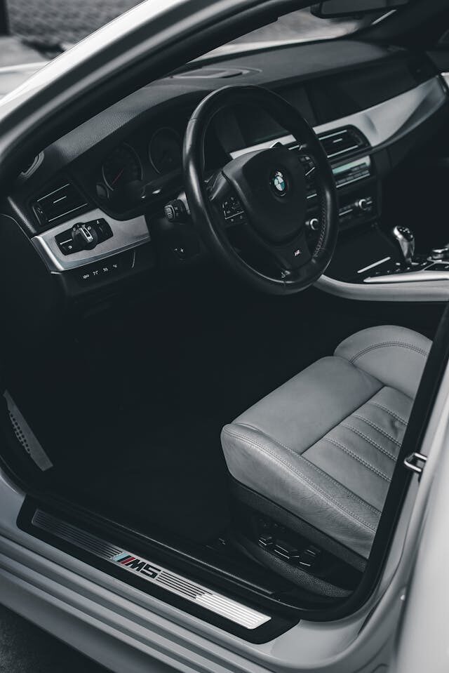 Expert auto paint correction services in Mentor, Ohio